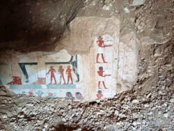 Arqueólogos egipcios descubren tres tumbas del Nuevo Reino en Luxor