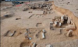 Descubiertas estelas funerarias, sarcófagos y amuletos en la zona de Tell el-Deir