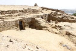 Descubren tres nuevas tumbas en la necrópolis de Qubbet el-Hawa en Asuán, pertenecientes al Reino Antiguo