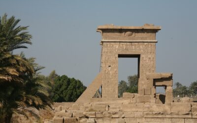 Equipo arqueológico chino-egipcio descubre reliquias ocultas en el templo de Montu, en Luxor