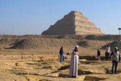 Expoliada de Saqqara una pintura faraónica realizada en piedra caliza