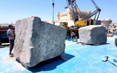 Extraen del fondo del mar 22 grandes bloques del Faro de Alejandría, incluyendo los dinteles de su puerta