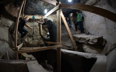 La UAH y Middle Kingdom Theban Project excavan el pasado de Egipto: recuperan pinturas inéditas y reconstruyen el sarcófago de un visir