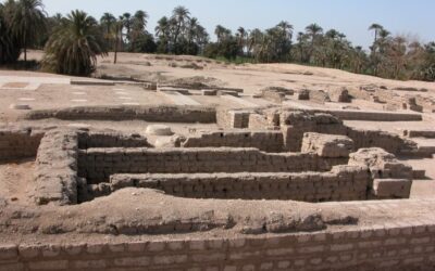 La antigua ciudad de Ajetatón, construida como capital por Akenatón, resurgió como santuario cristiano a finales del periodo romano