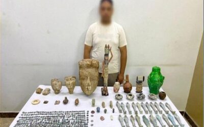 Las autoridades egipcias confiscan 577 piezas arqueológicas a un comerciante en Minya