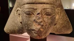Los Países Bajos devolverán a Egipto una escultura antigua robada
