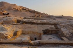 Una tumba de Luxor permite reconstruir la evolución de las prácticas funerarias egipcias durante siglos